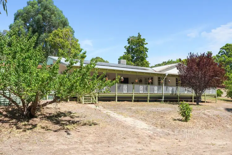 2795 Brooking Road, Hovea WA 6071