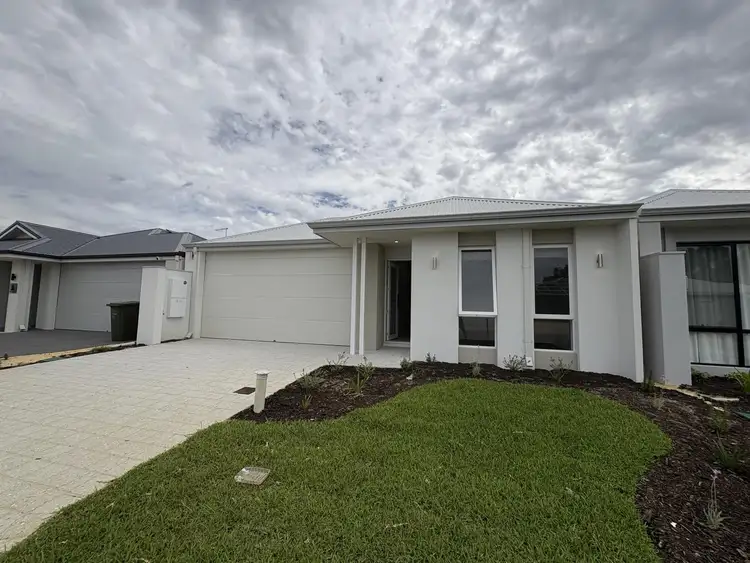 Main view of Homely house listing, 10 Arrowsmith Loop, South Guildford WA 6055