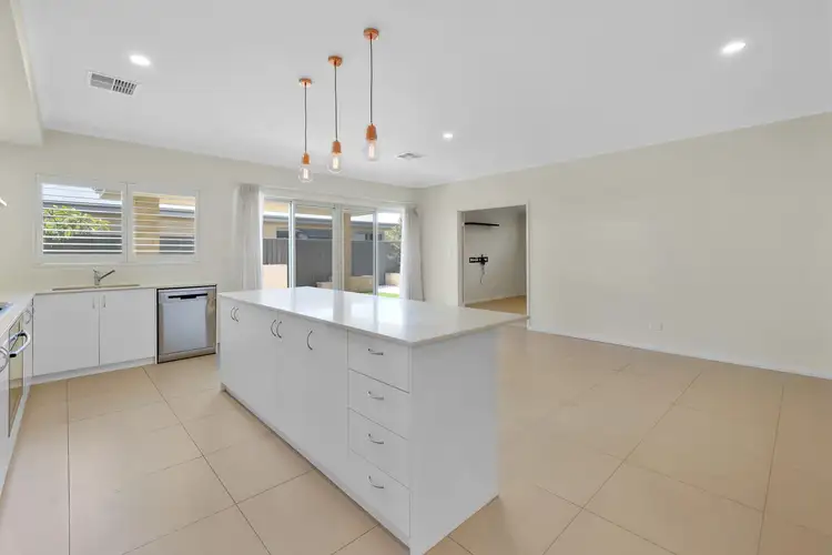 Sixth view of Homely house listing, 18 Escada Way, Piara Waters WA 6112