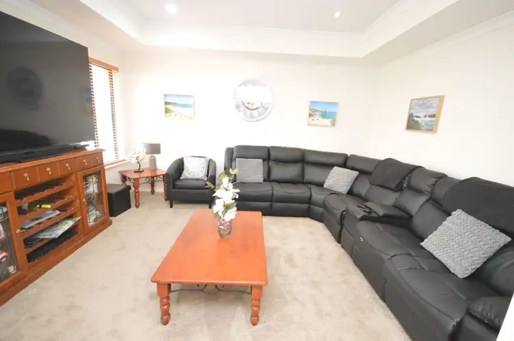 Sixth view of Homely house listing, 20 Prentice Way, Lakelands WA 6180