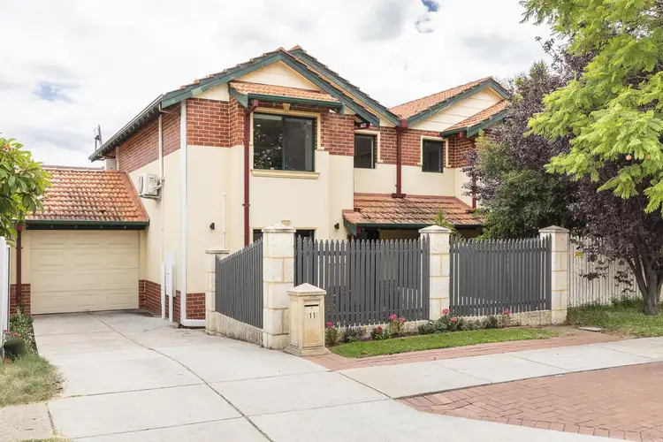 11 Carrington Street