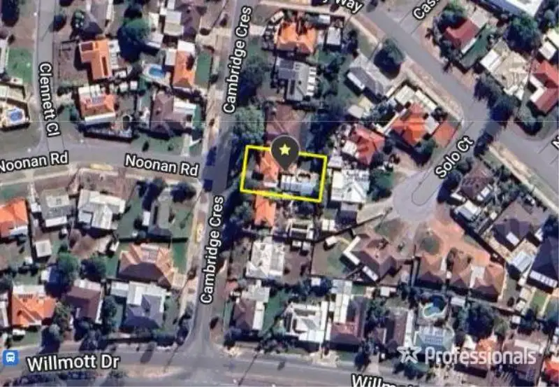 Main view of Homely house listing, 8 Cambridge Crescent, Cooloongup WA 6168