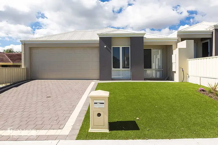 2/22 Potts Street