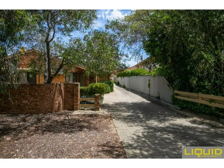 2/237 Labouchere Road
