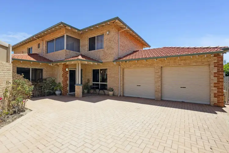 B/9 Combe Place, Sorrento WA 6020
