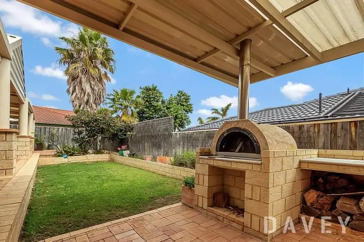 18 Shoalwater Pkwy, Iluka WA 6028