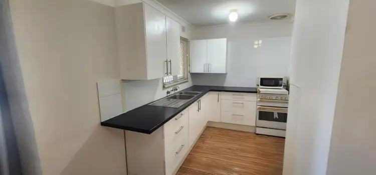230 Seventh Road, Armadale WA 6112