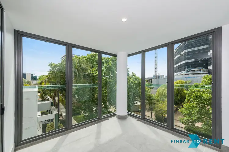 302/3 Kintail Road