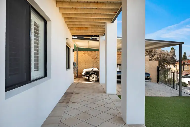 Fifth view of Homely house listing, 14 Resolute Way, Ocean Reef WA 6027