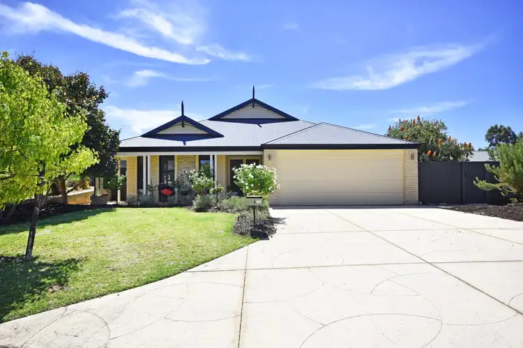 4 Uffizi End, Aveley WA 6069