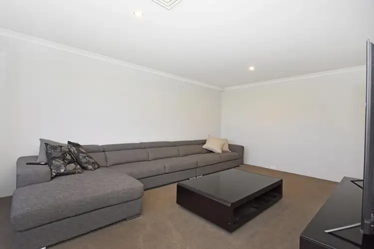 Seventh view of Homely house listing, 4 Uffizi End, Aveley WA 6069