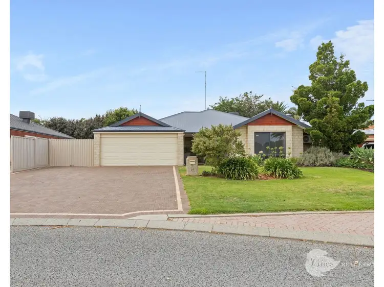 27 Rochester Way, Meadow Springs WA 6210