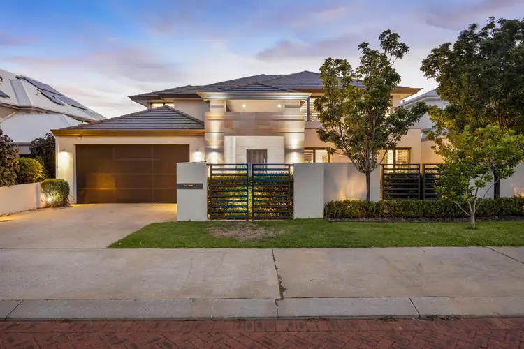 5 Houston Place, Mount Claremont WA 6010
