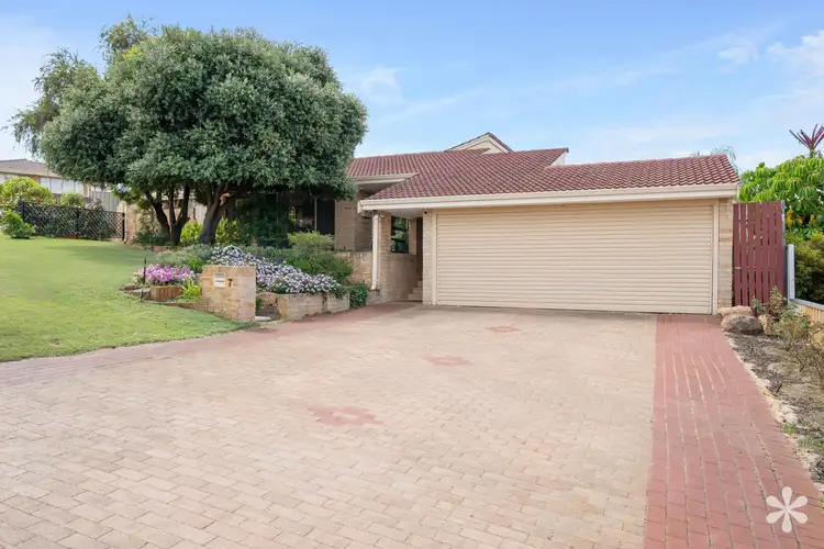 7 Oakland Heights, Leeming WA 6149