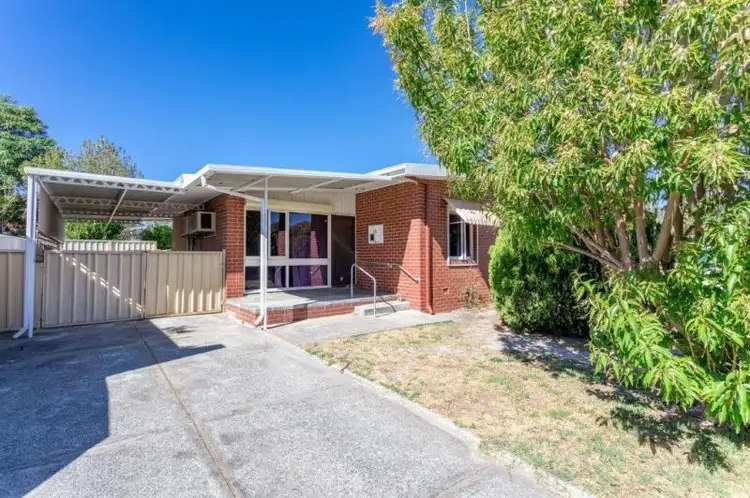 Second view of Homely house listing, 10 Grasmere Place, Kelmscott WA 6111
