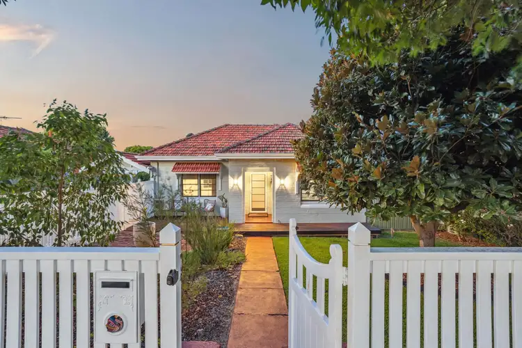 166 Salisbury Street