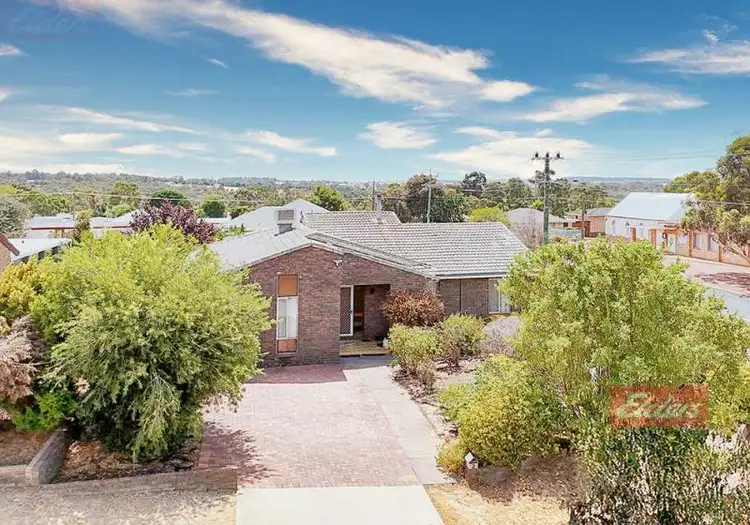 2 Hough Street, Narrogin WA 6312