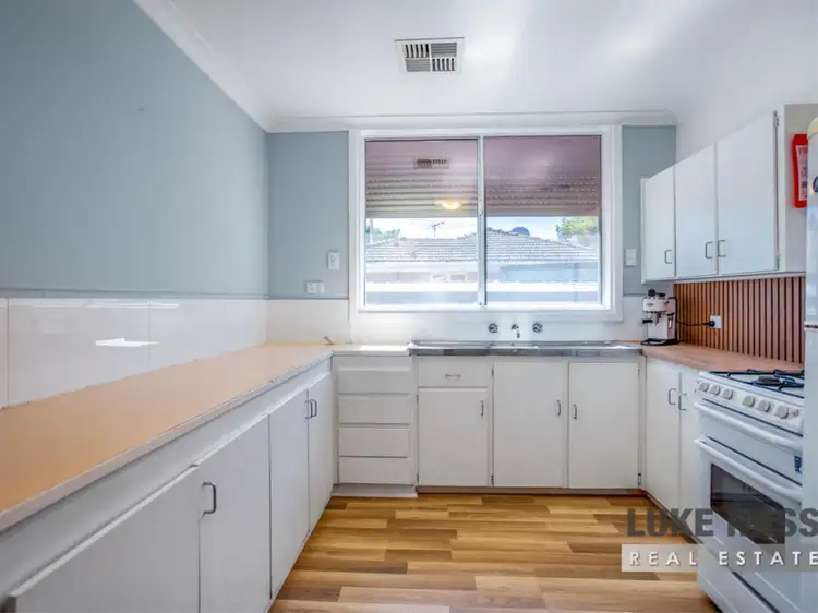 Sixth view of Homely house listing, 7 Grasmere Place, Kelmscott WA 6111