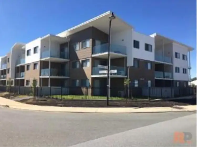 7/2 Delaronde Drive, Success WA 6164