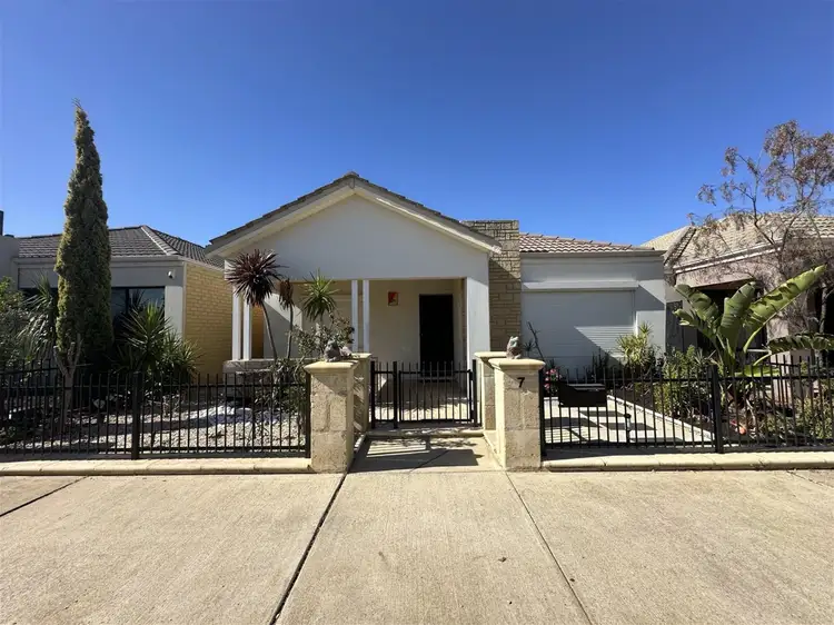 7 Bremer Way, South Yunderup WA 6208