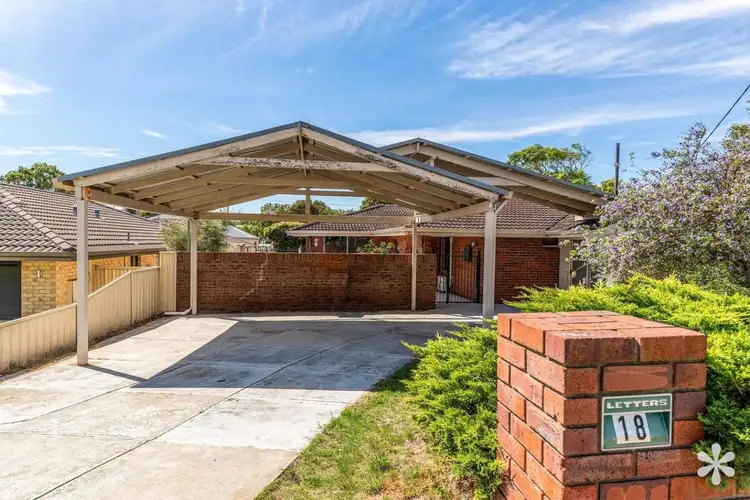 18 Davies Crescent, Kardinya WA 6163