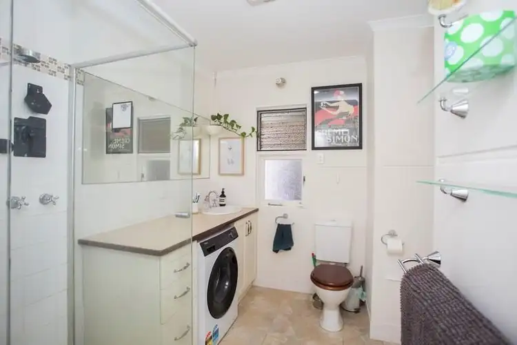 Fifth view of Homely apartment listing, 2/74 Stirling Hwy, Nedlands WA 6009