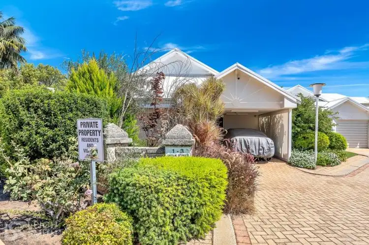 1/3 Leslie Street, Dudley Park WA 6210