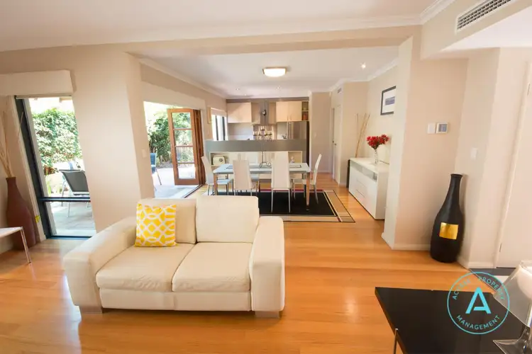 4/125 Hensman Street, South Perth WA 6151