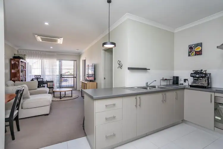 Fourth view of Homely house listing, 5/148-154 Railway Parade, Queens Park WA 6107