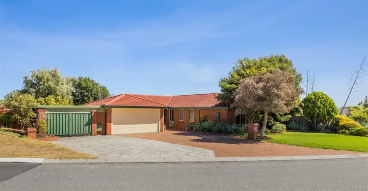64 Christmas Avenue, Heathridge WA 6027