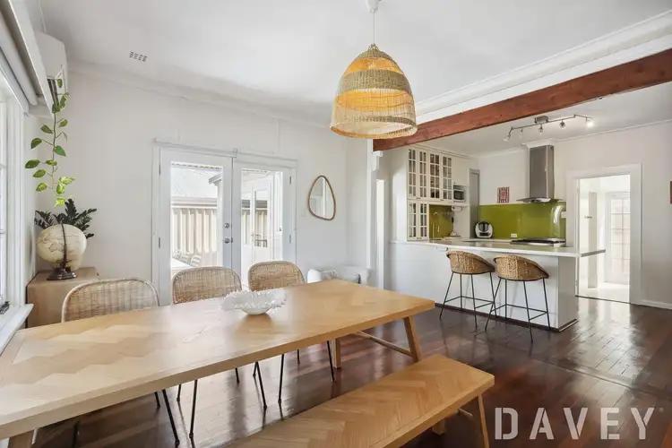 16 Barnes Street, Innaloo WA 6018
