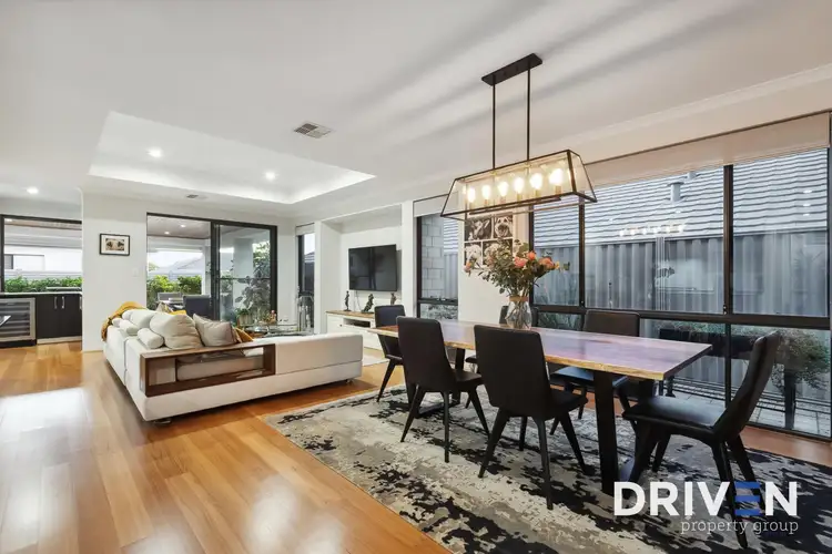 33 Redmond  Street, Salter Point WA 6152