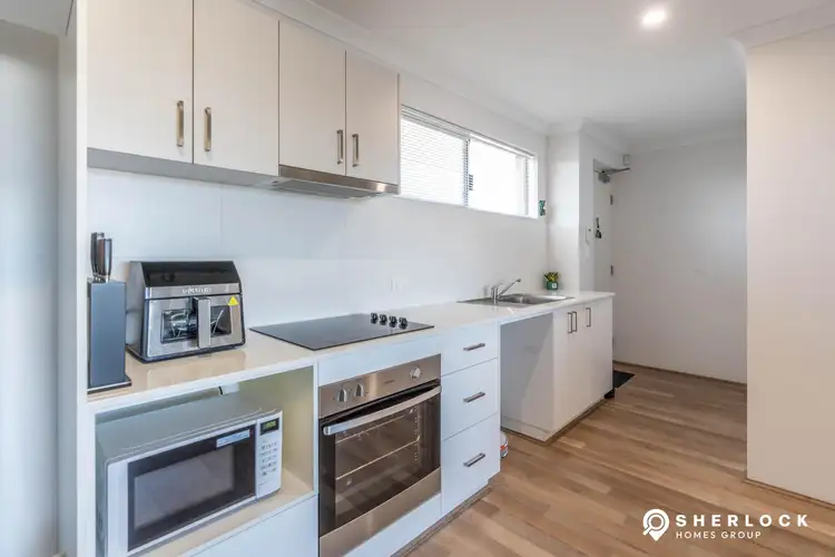 40/2 Delaronde Drive, Success WA 6164