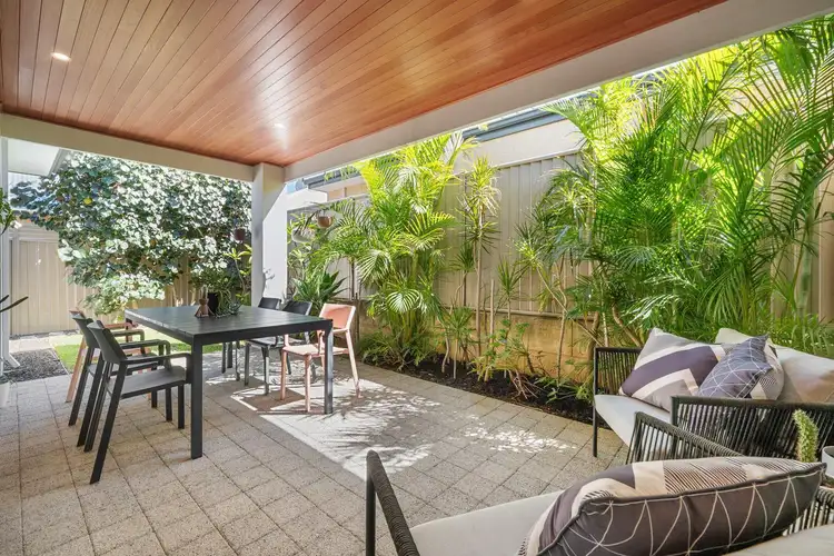 6 Principal Crescent, Coolbellup WA 6163
