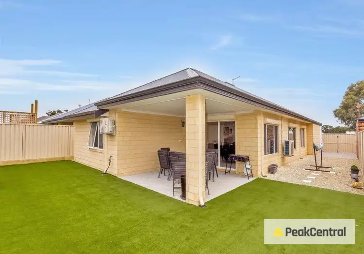 Seventh view of Homely house listing, 4 Kawana Grove, Meadow Springs WA 6210