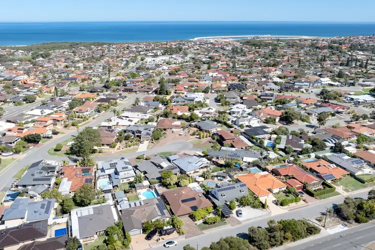 Sixth view of Homely house listing, 28 Seapeak Road, Ocean Reef WA 6027