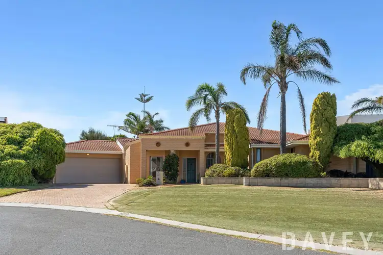 6 Rica Close, Duncraig WA 6023