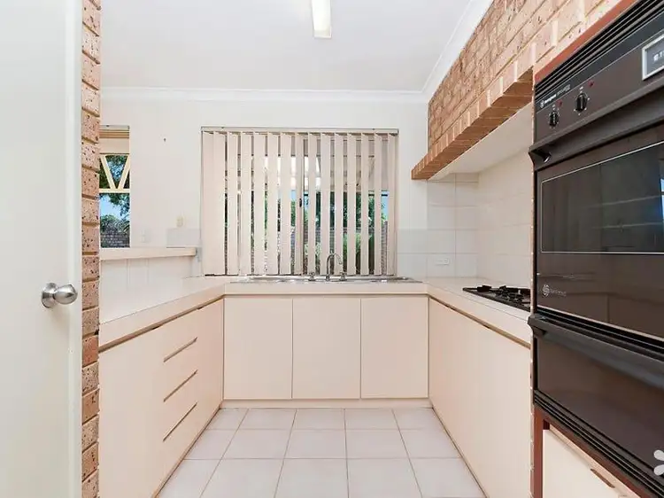 1/6 Lester Drive, Thornlie WA 6108