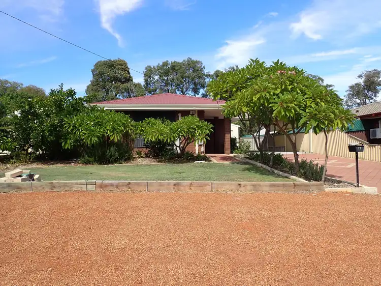 17 Moira Avenue, Forrestfield WA 6058