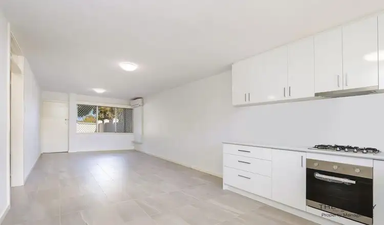4/14 Bardolph Road, Spearwood WA 6163