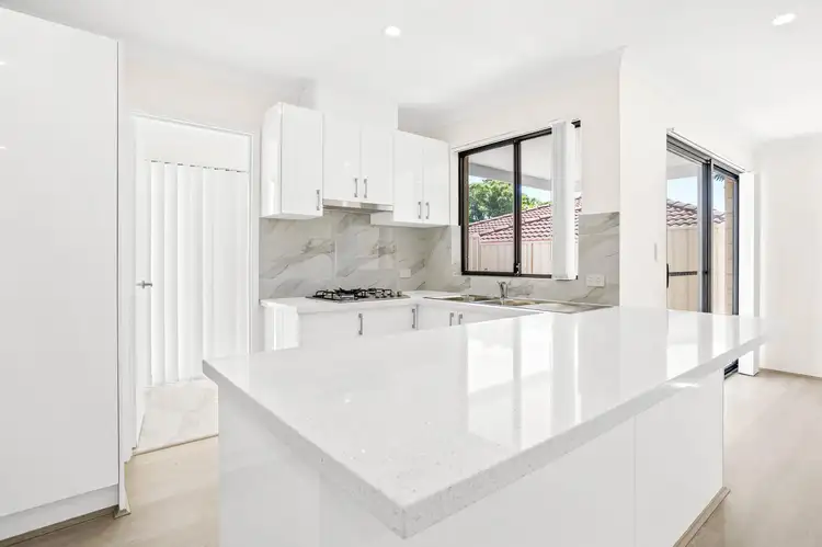 6/31 Serls Street, Armadale WA 6112
