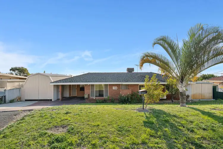 15 Oldfield Road, Girrawheen WA 6064