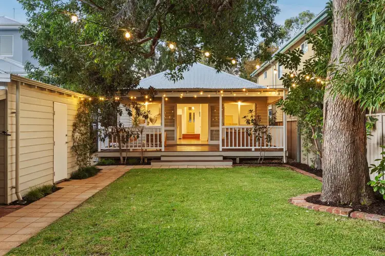 18 Winifred Street, Mosman Park WA 6012
