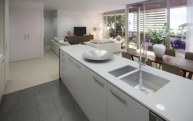 14/3 Gemstone Blvd, Carine WA 6020