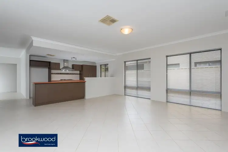 Fourth view of Homely house listing, 36 Aquaviva Cir, Viveash WA 6056