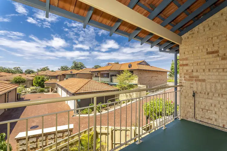 24/39 Elizabeth Street, Cloverdale WA 6105