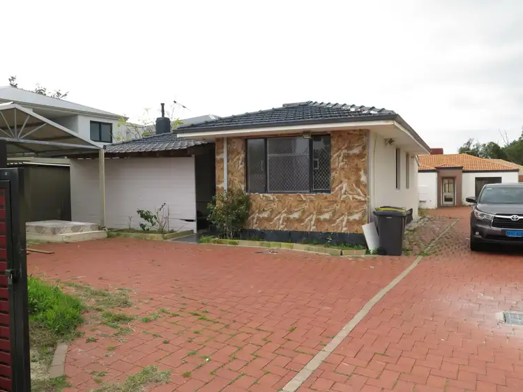 232A Spencer Rd, Thornlie WA 6108