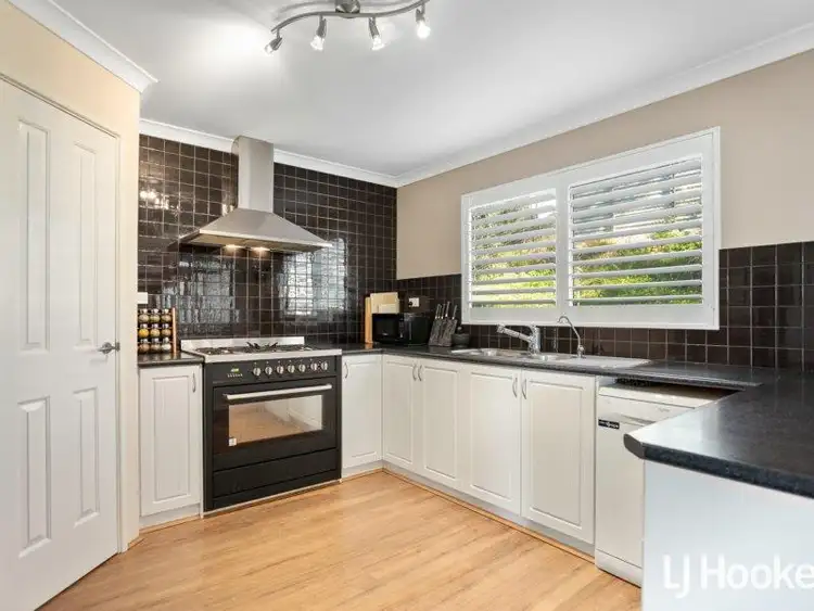 Fourth view of Homely house listing, 4 Emerald Place, Mount Richon WA 6112