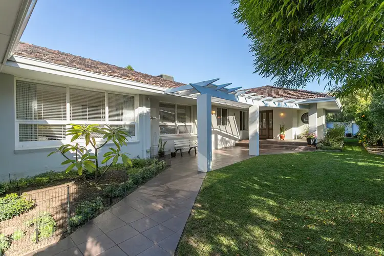 30 Tanson Street, Attadale WA 6156