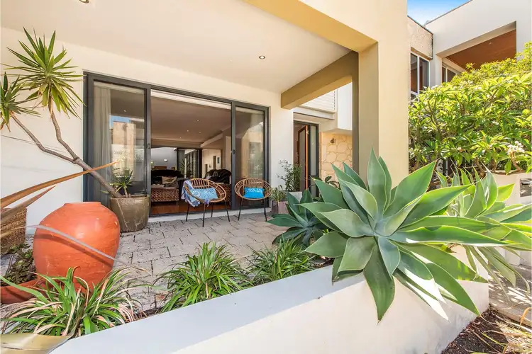 Second view of Homely house listing, 5 Bernier Rise, North Coogee WA 6163